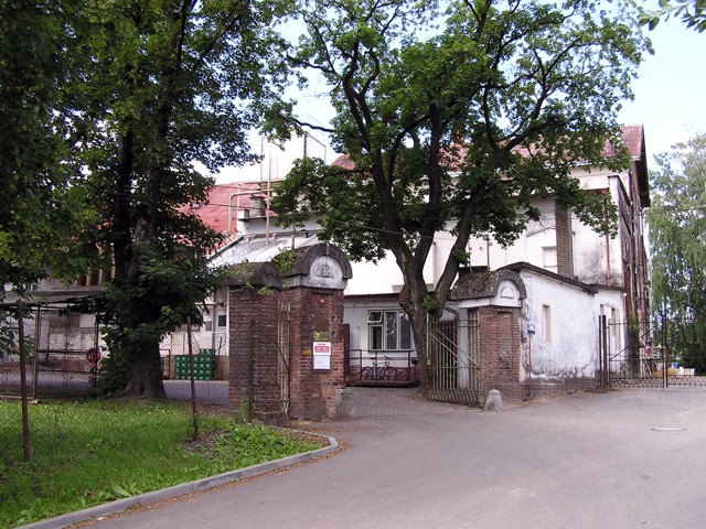policka_budova